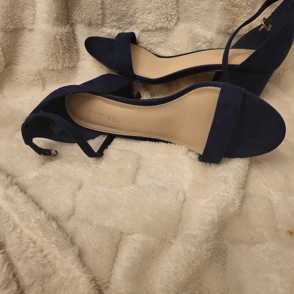 Navy med heel open toe shoes size 8